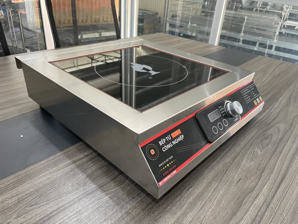 Bếp từ công nghiệp 5000W mặt phẳng góc nhìn nghiêng
