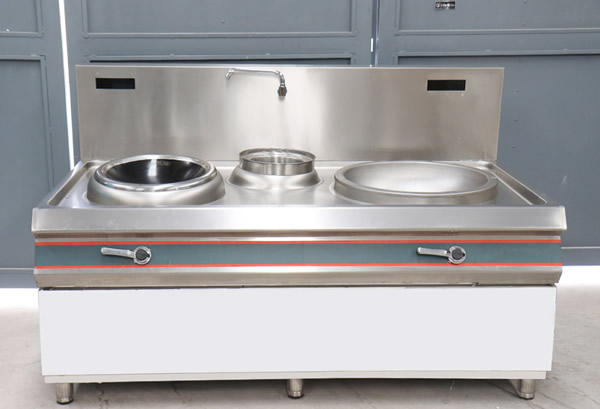 Hình ảnh thực tế bếp xào điện từ mặt kính lõm và trực tiếp