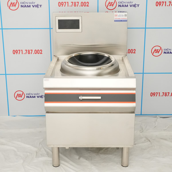 Hình ảnh thực tế Bếp từ công nghiệp đơn mặt lõm