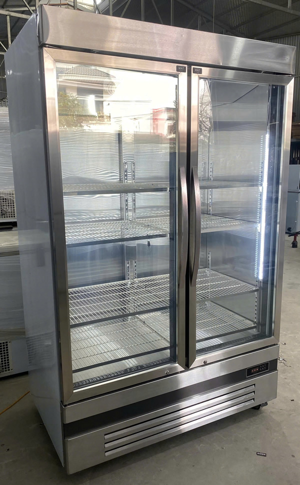 Hình ảnh thực tế tủ mát công nghiệp 2 cánh kính 1100L